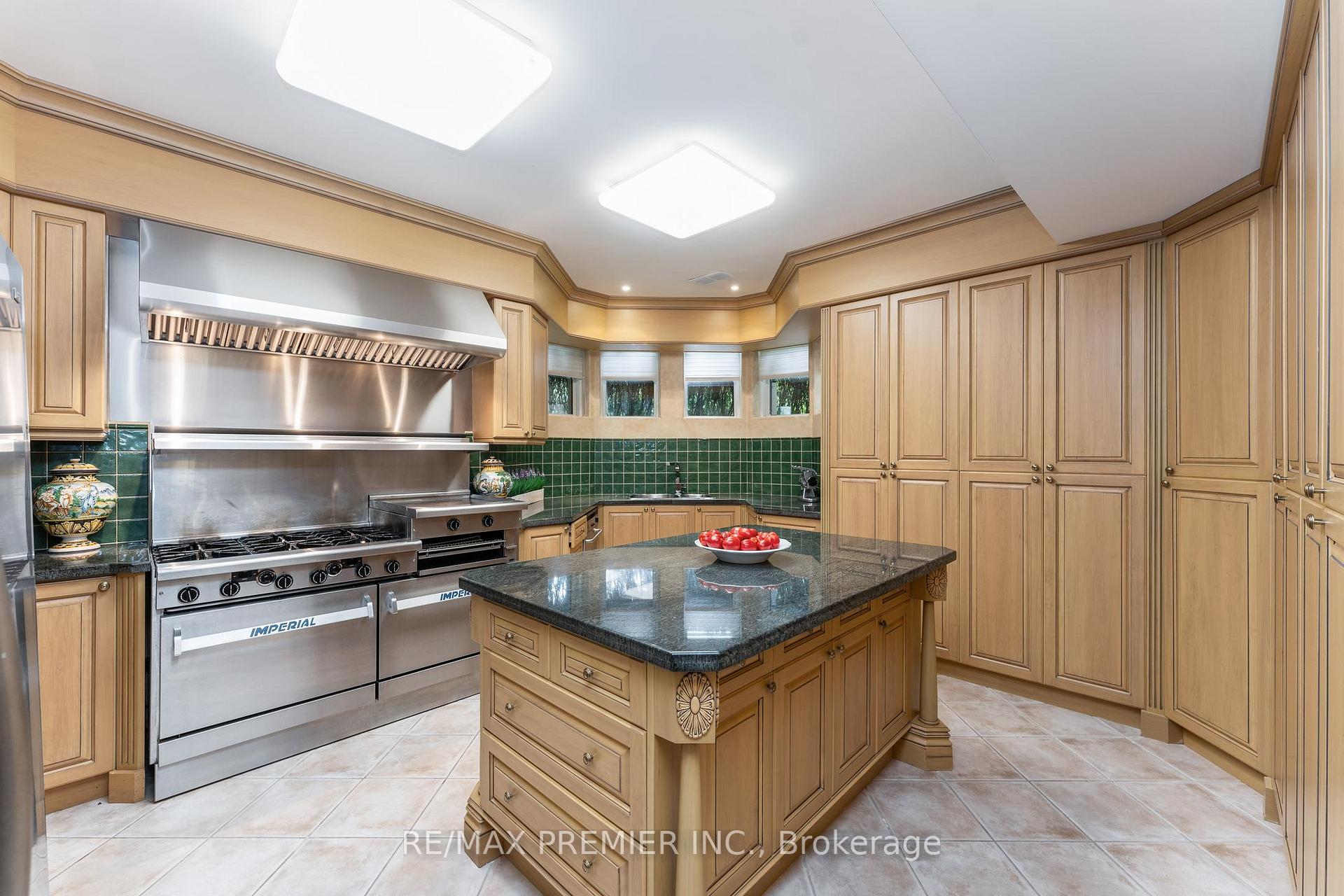 Photo 28 of 320 Balding Boulevard, Vaughan, East Woodbridge — HOMEH