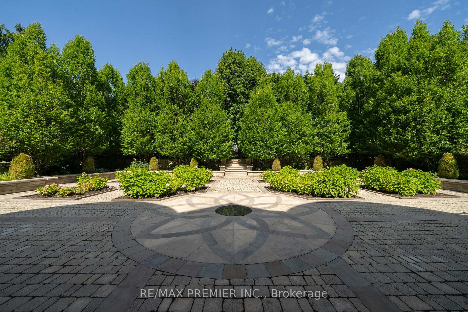 Photo 31 of 320 Balding Boulevard, Vaughan, East Woodbridge — HOMEH