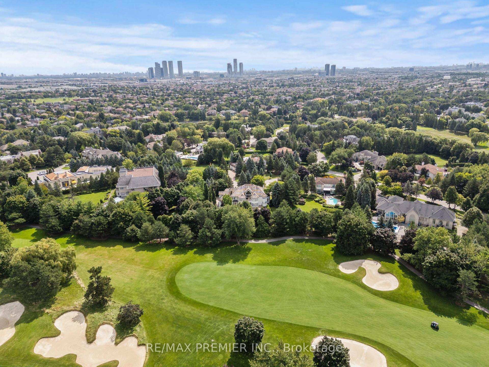 Photo 34 of 320 Balding Boulevard, Vaughan, East Woodbridge — HOMEH