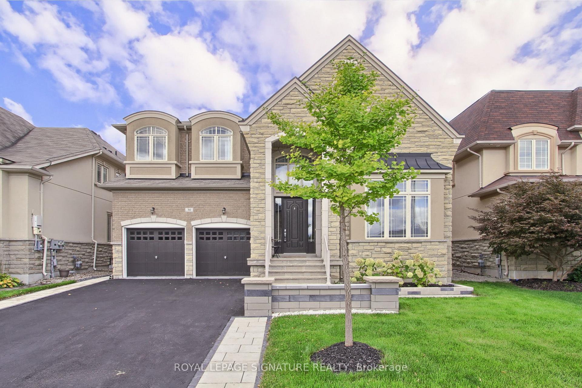 Front of 30 Heintzman Crescent