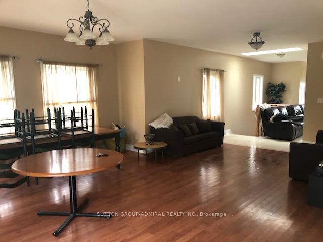 Photo 3 of B130 Lake Ridge Road, Brock, Beaverton — HOMEH