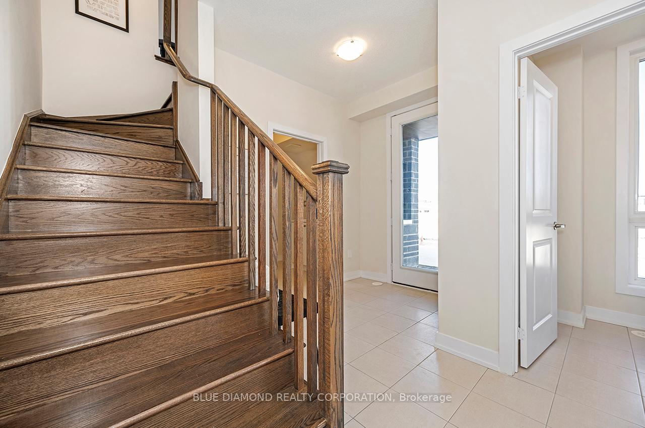 Photo 16 of 120 Stauffer Crescent, Markham, Cornell — HOMEH