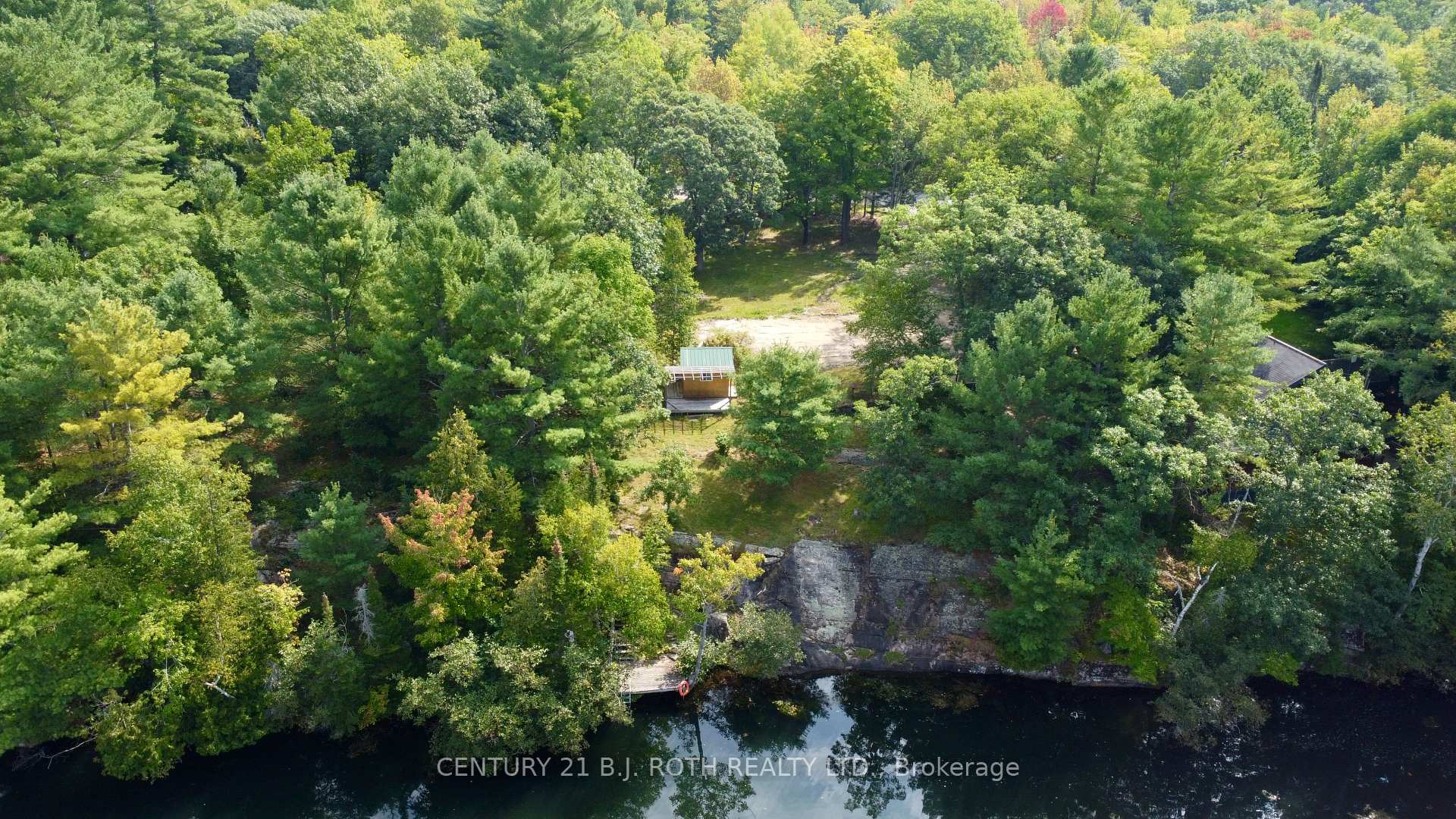 Photo 5 of 7806 Birch Drive, Ramara, Rural Ramara — HOMEH