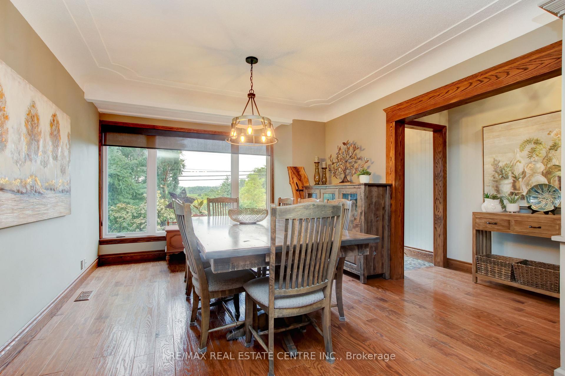 Photo 7 of 8494 20 Road E, Hamilton, Rural Glanbrook — HOMEH