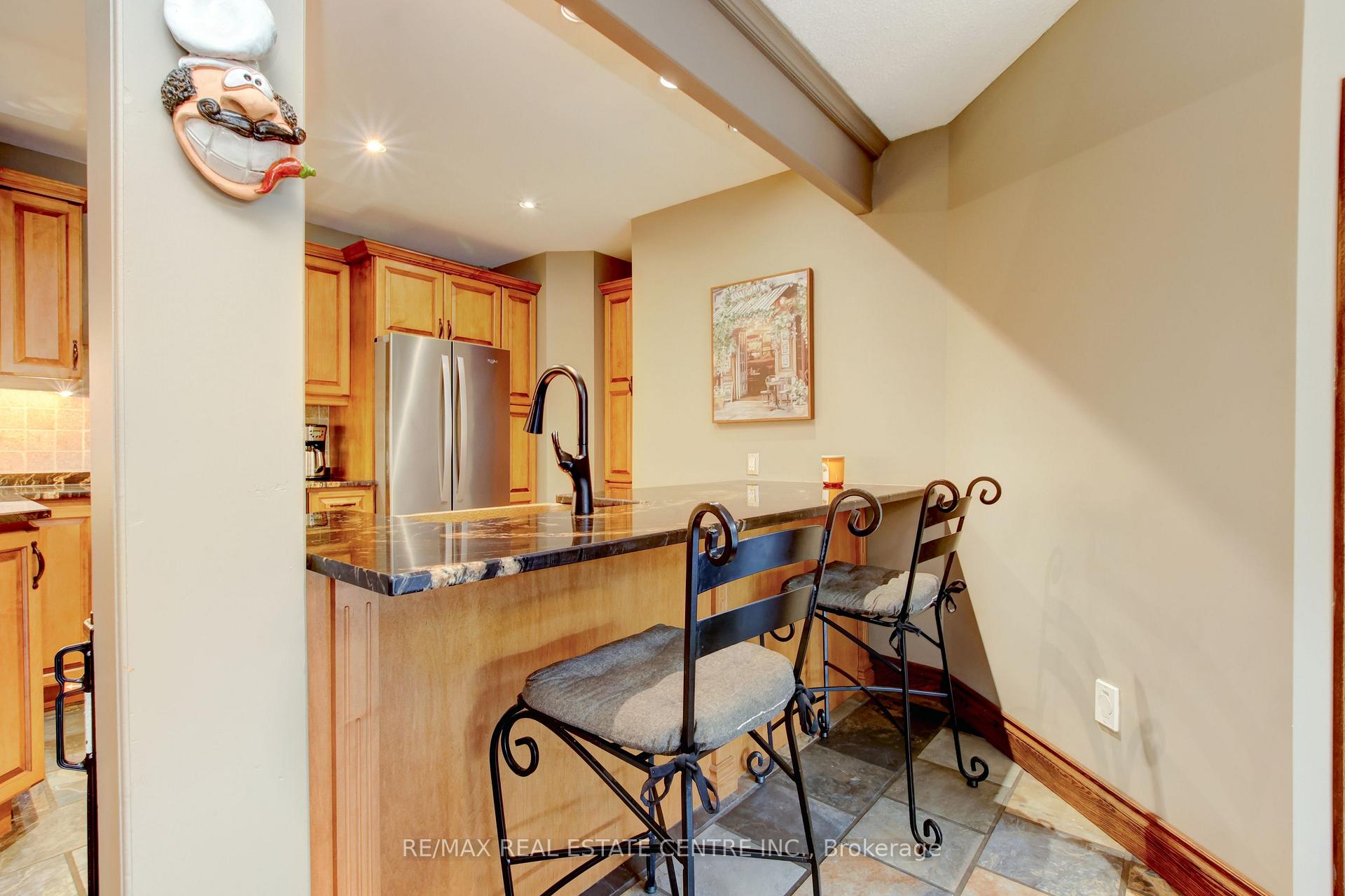 Photo 13 of 8494 20 Road E, Hamilton, Rural Glanbrook — HOMEH