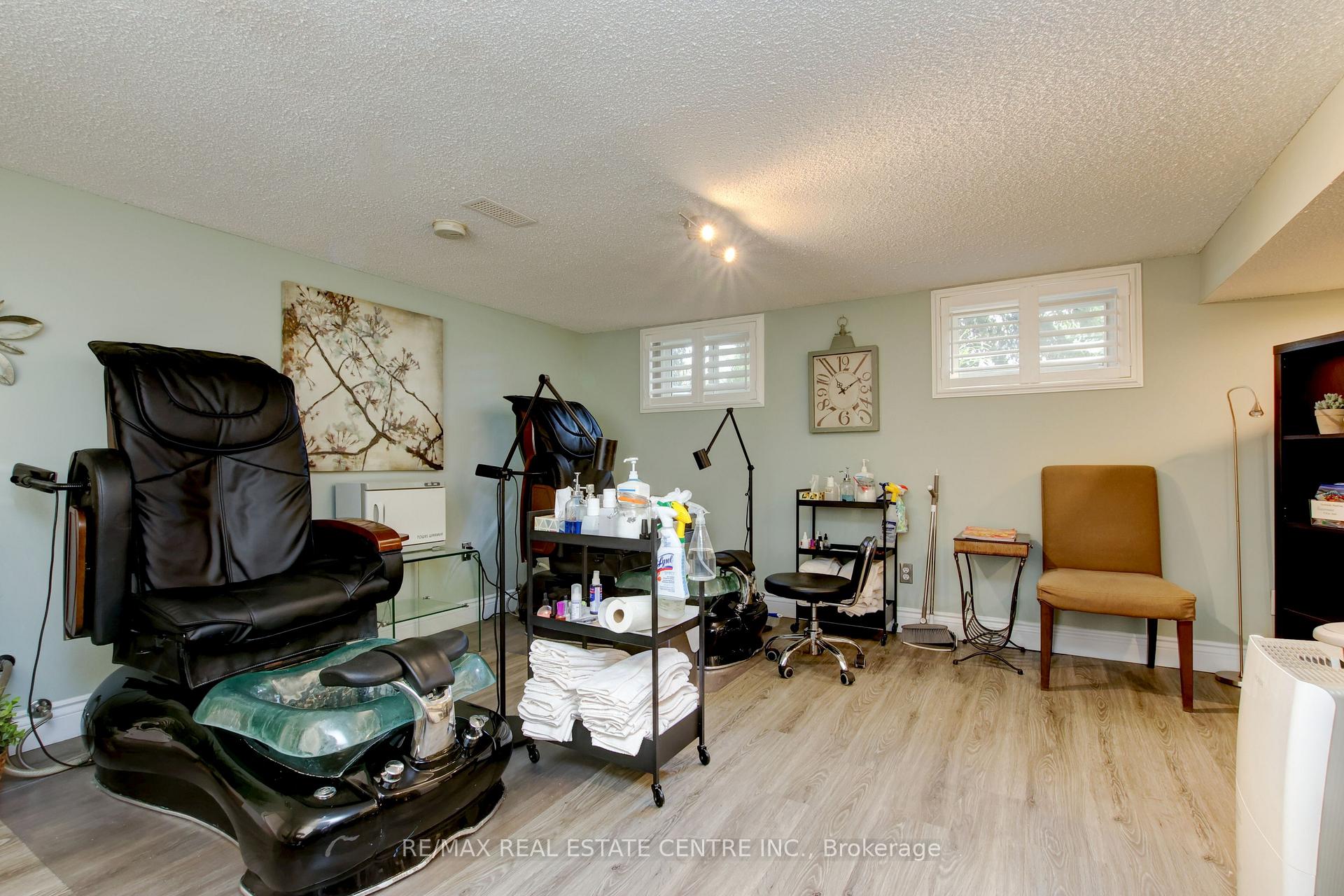 Photo 24 of 8494 20 Road E, Hamilton, Rural Glanbrook — HOMEH