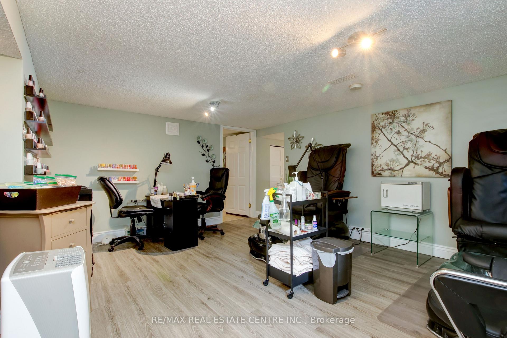 Photo 26 of 8494 20 Road E, Hamilton, Rural Glanbrook — HOMEH