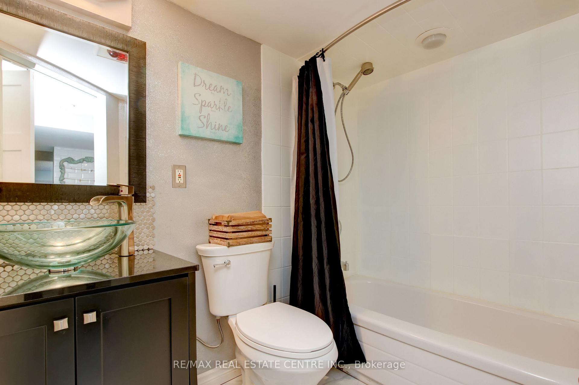 Photo 28 of 8494 20 Road E, Hamilton, Rural Glanbrook — HOMEH
