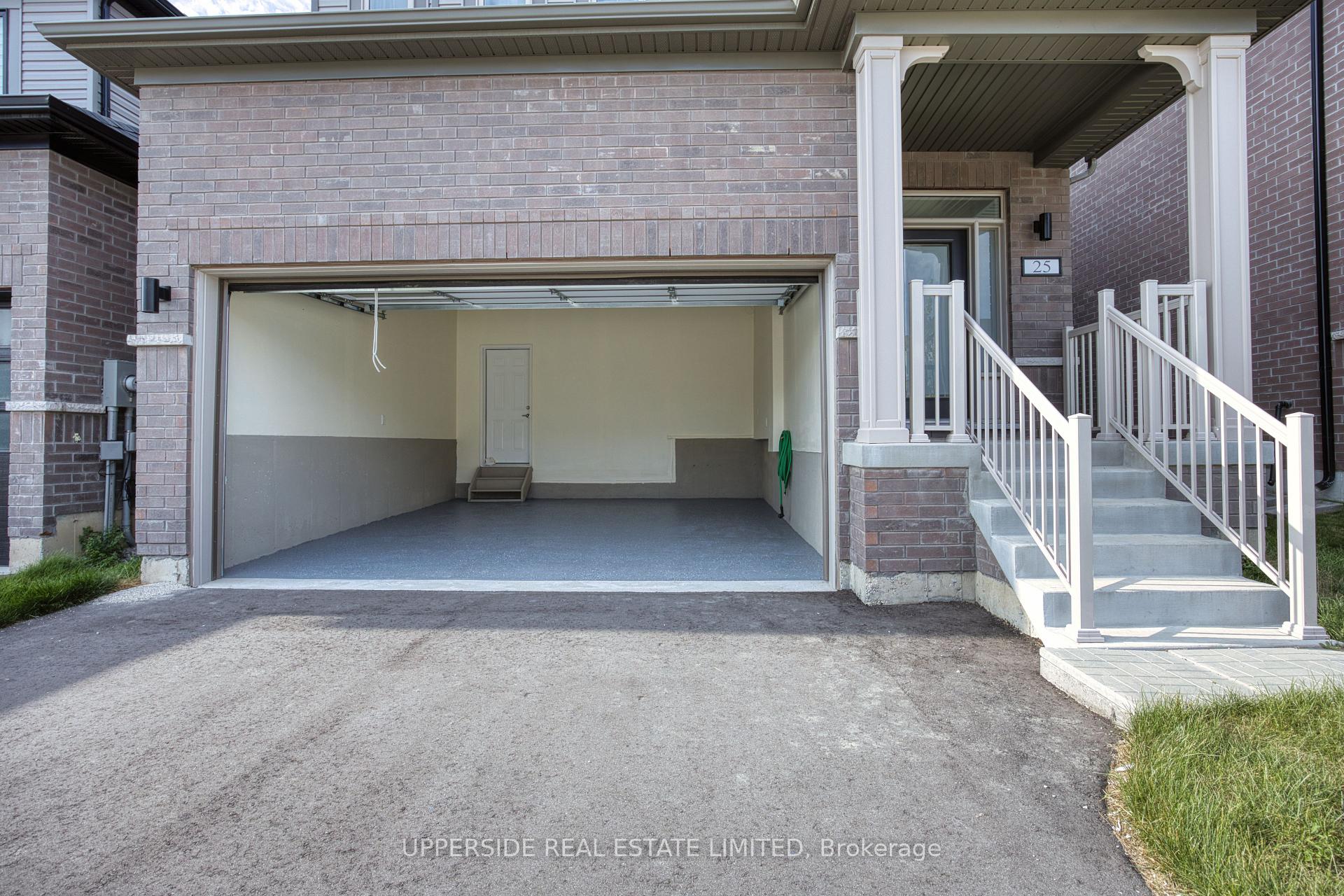 Photo 3 of 25 Shepherd Drive, Barrie, Rural Barrie Southeast — HOMEH