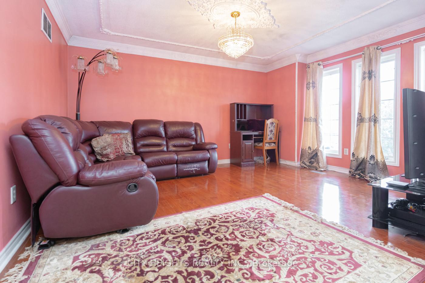 Photo 25 of 21 Pathmaster Road, Brampton, Bram East — HOMEH