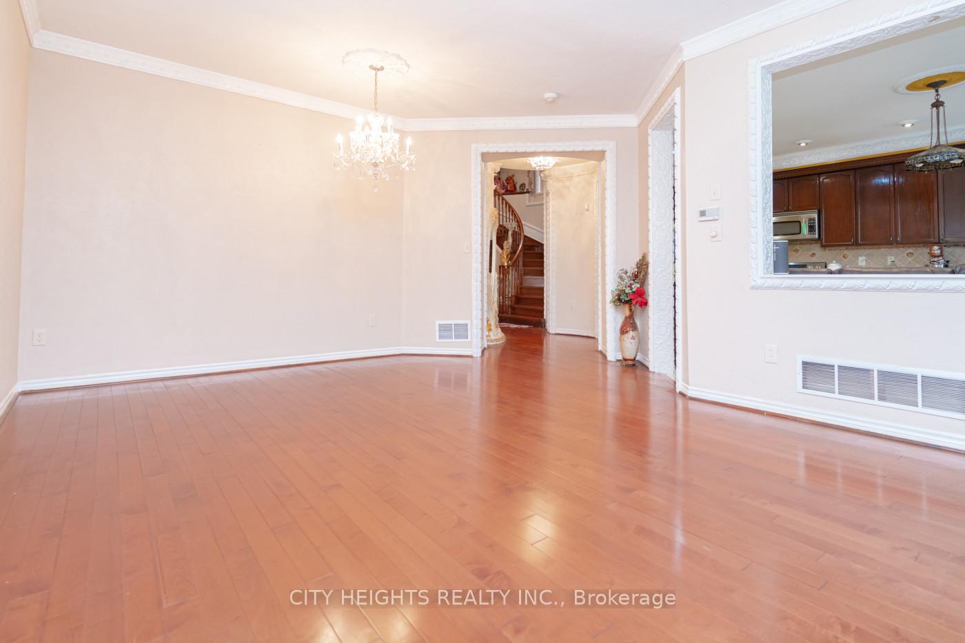 Photo 17 of 21 Pathmaster Road, Brampton, Bram East — HOMEH