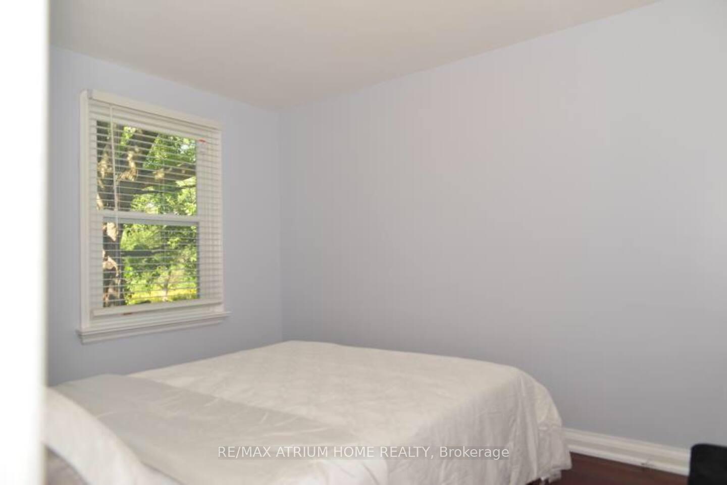 Photo 18 of 1680 Victoria Street W, Whitby, Rural Whitby — HOMEH