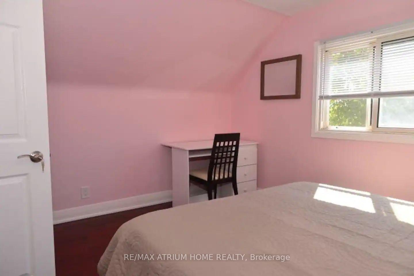 Photo 24 of 1680 Victoria Street W, Whitby, Rural Whitby — HOMEH