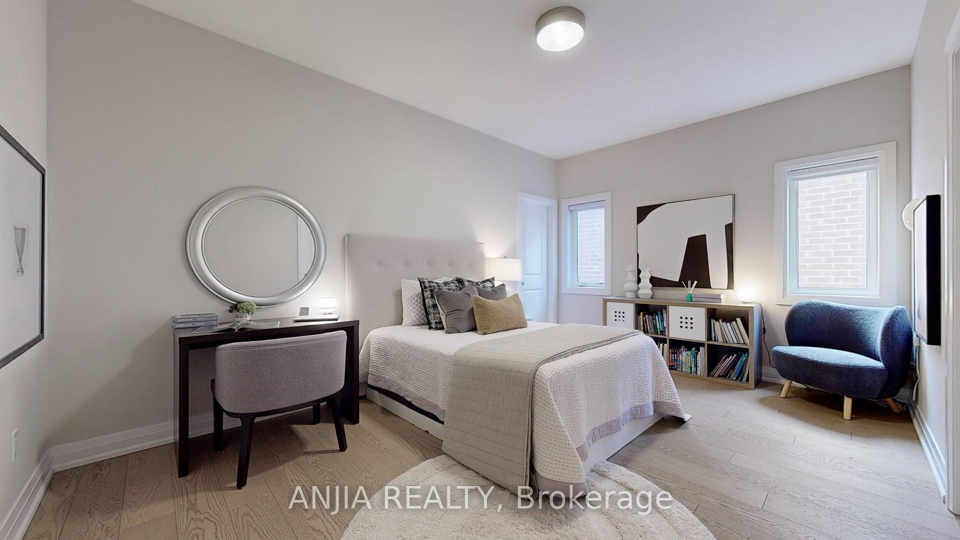 Photo 25 of 129 Pine Hill Crescent, Aurora, Aurora Estates — HOMEH