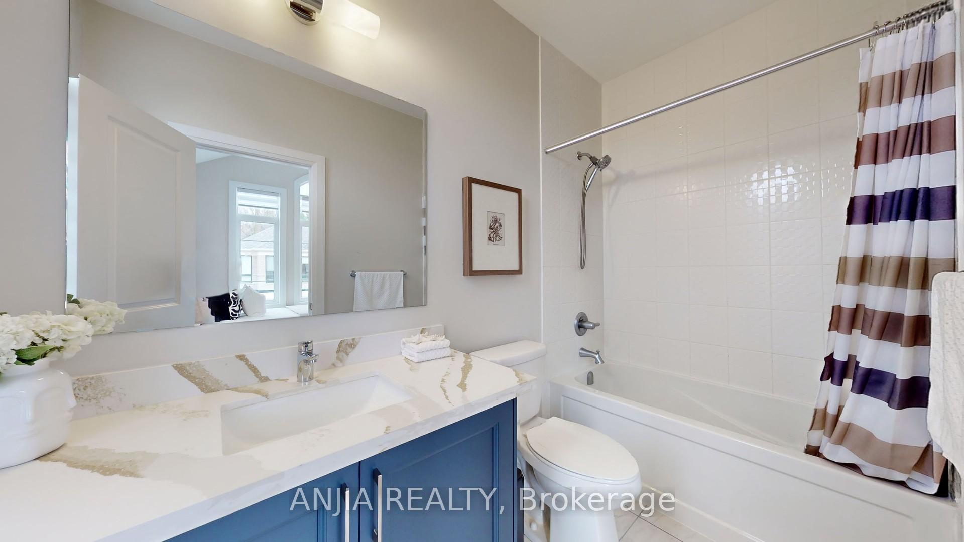 Photo 29 of 129 Pine Hill Crescent, Aurora, Aurora Estates — HOMEH