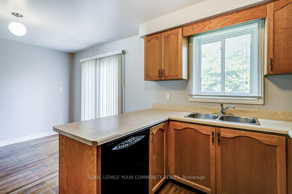 Photo 12 of 193 Ferndale Drive S, Barrie, Ardagh — HOMEH
