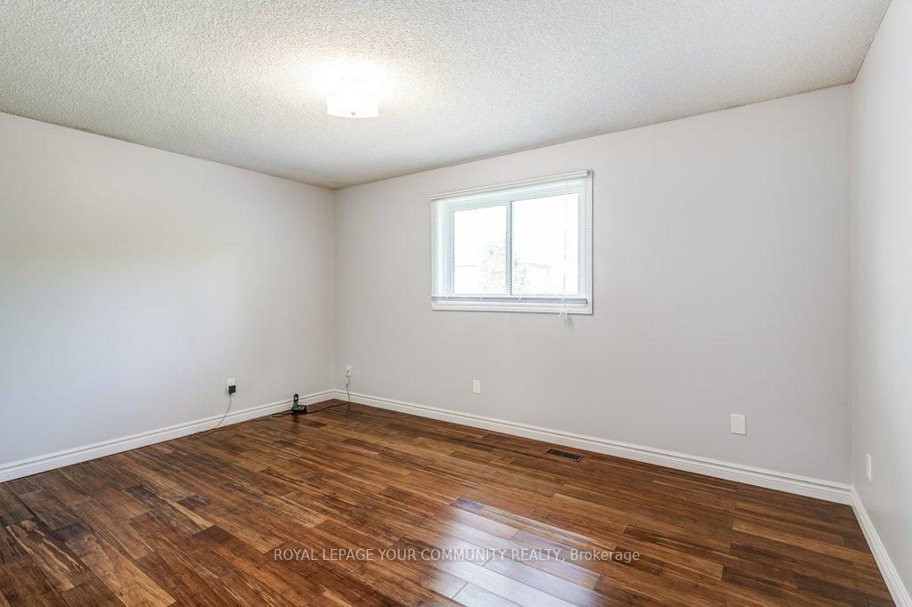 Photo 15 of 193 Ferndale Drive S, Barrie, Ardagh — HOMEH