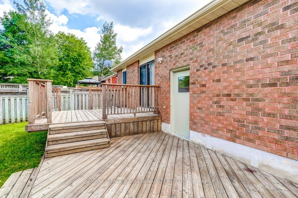 Photo 27 of 193 Ferndale Drive S, Barrie, Ardagh — HOMEH