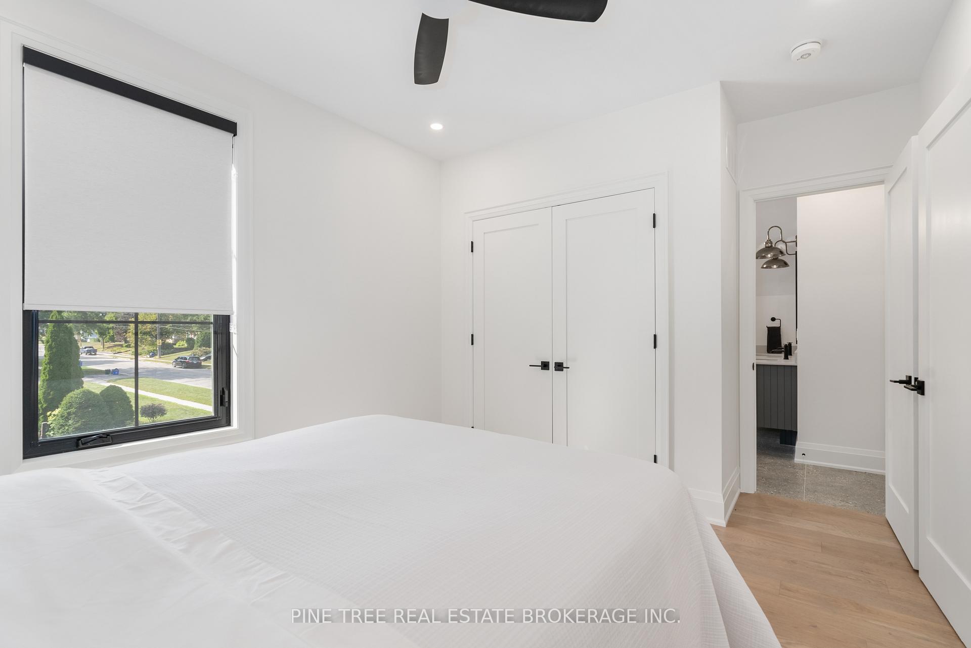 Photo 33 of 271 Codrington Street, Barrie, Codrington — HOMEH