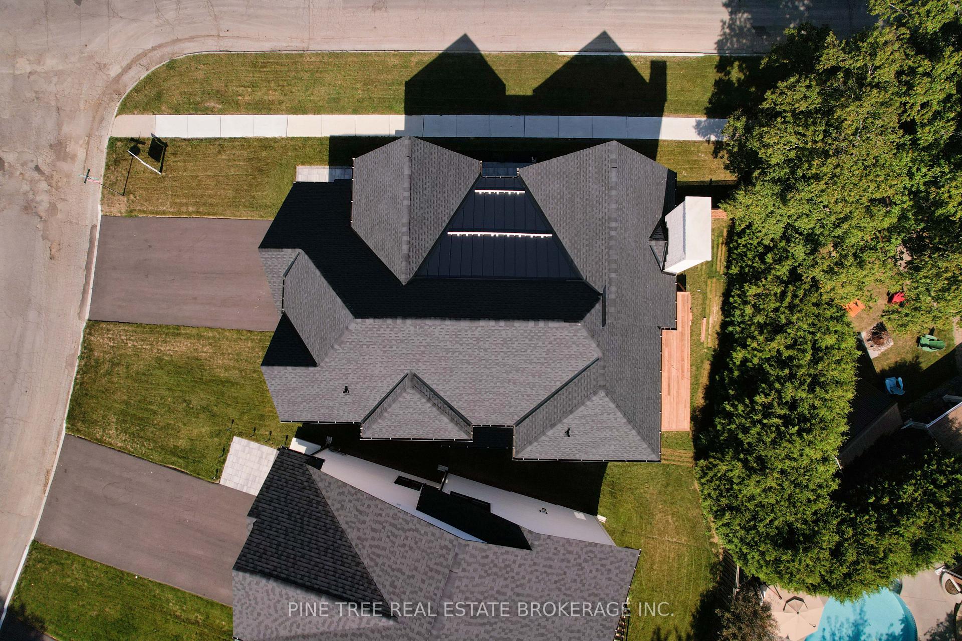 Photo 35 of 271 Codrington Street, Barrie, Codrington — HOMEH