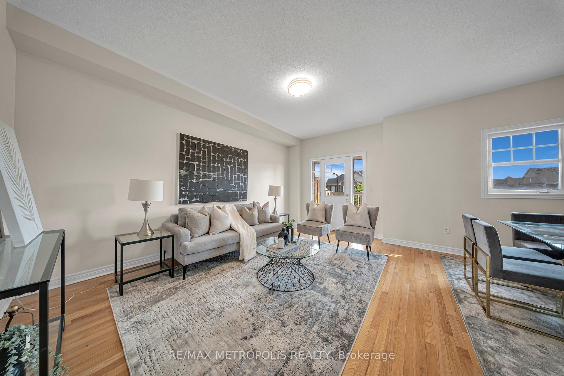 Photo 14 of 1773 Carousel Drive, Pickering, Duffin Heights — HOMEH