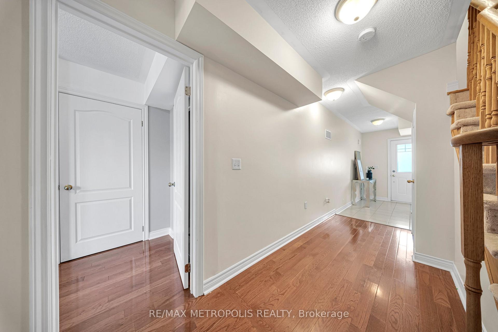 Photo 9 of 1773 Carousel Drive, Pickering, Duffin Heights — HOMEH
