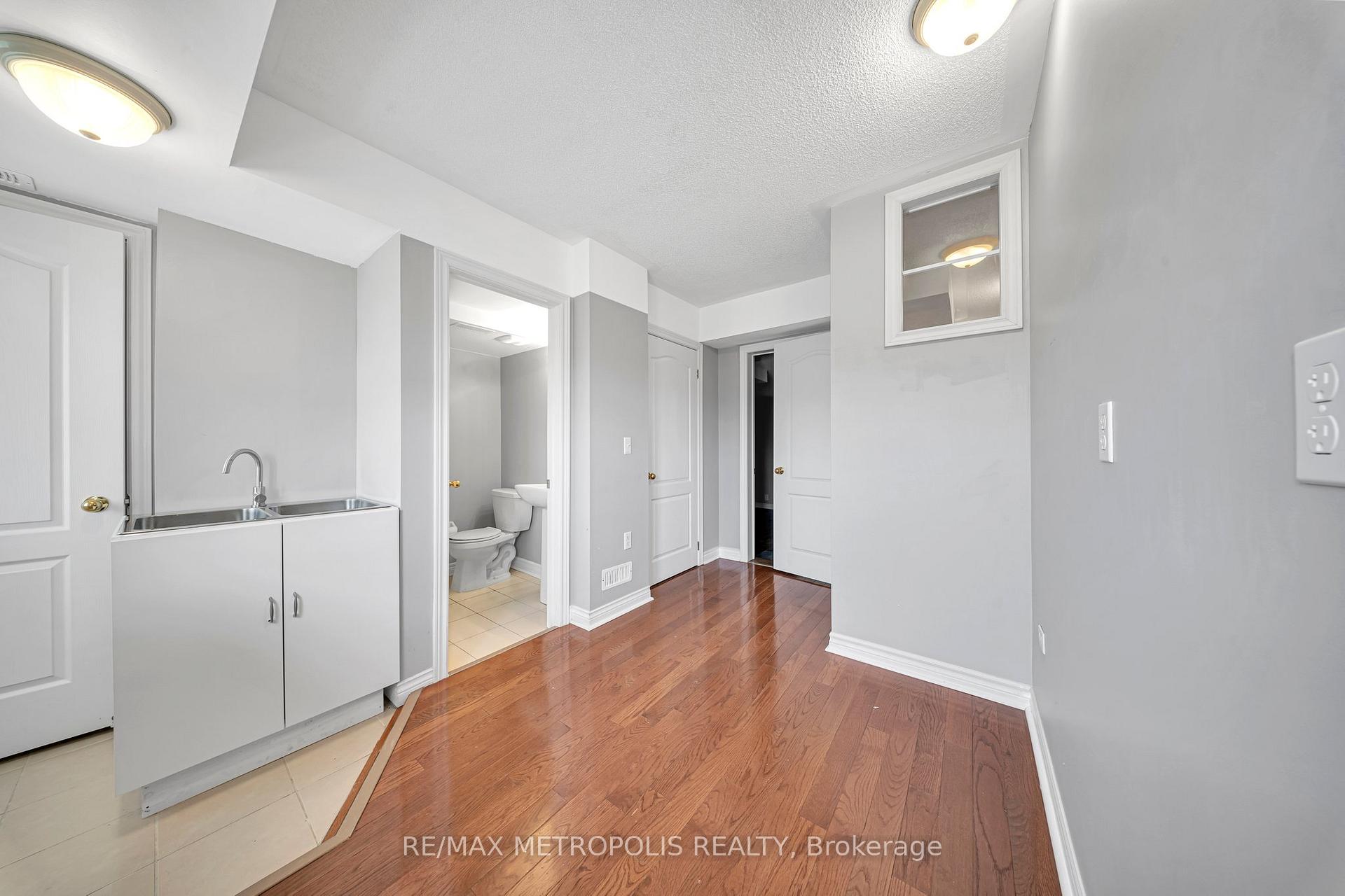 Photo 10 of 1773 Carousel Drive, Pickering, Duffin Heights — HOMEH