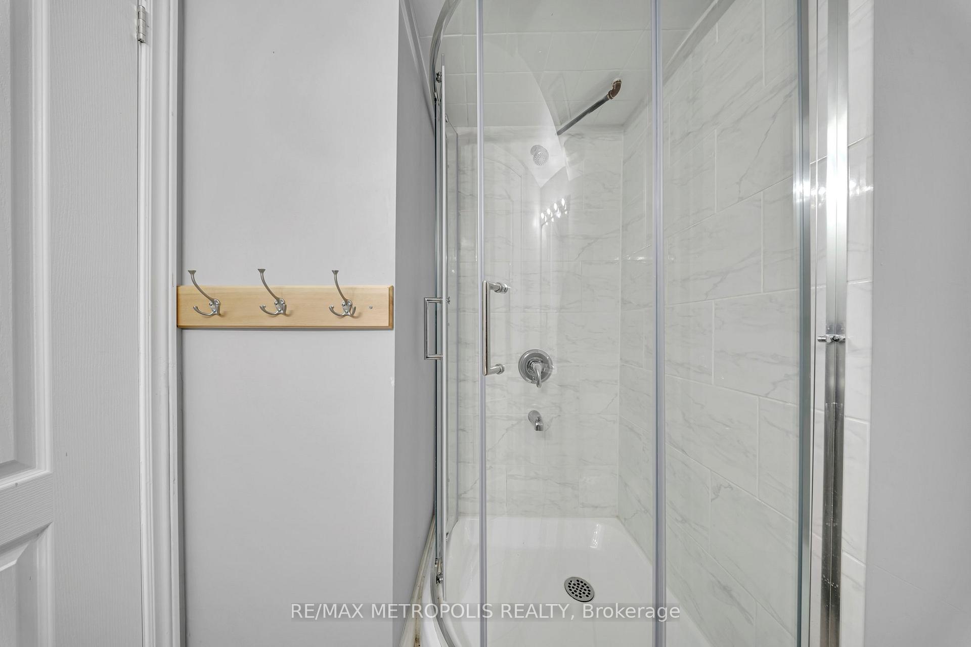 Photo 12 of 1773 Carousel Drive, Pickering, Duffin Heights — HOMEH