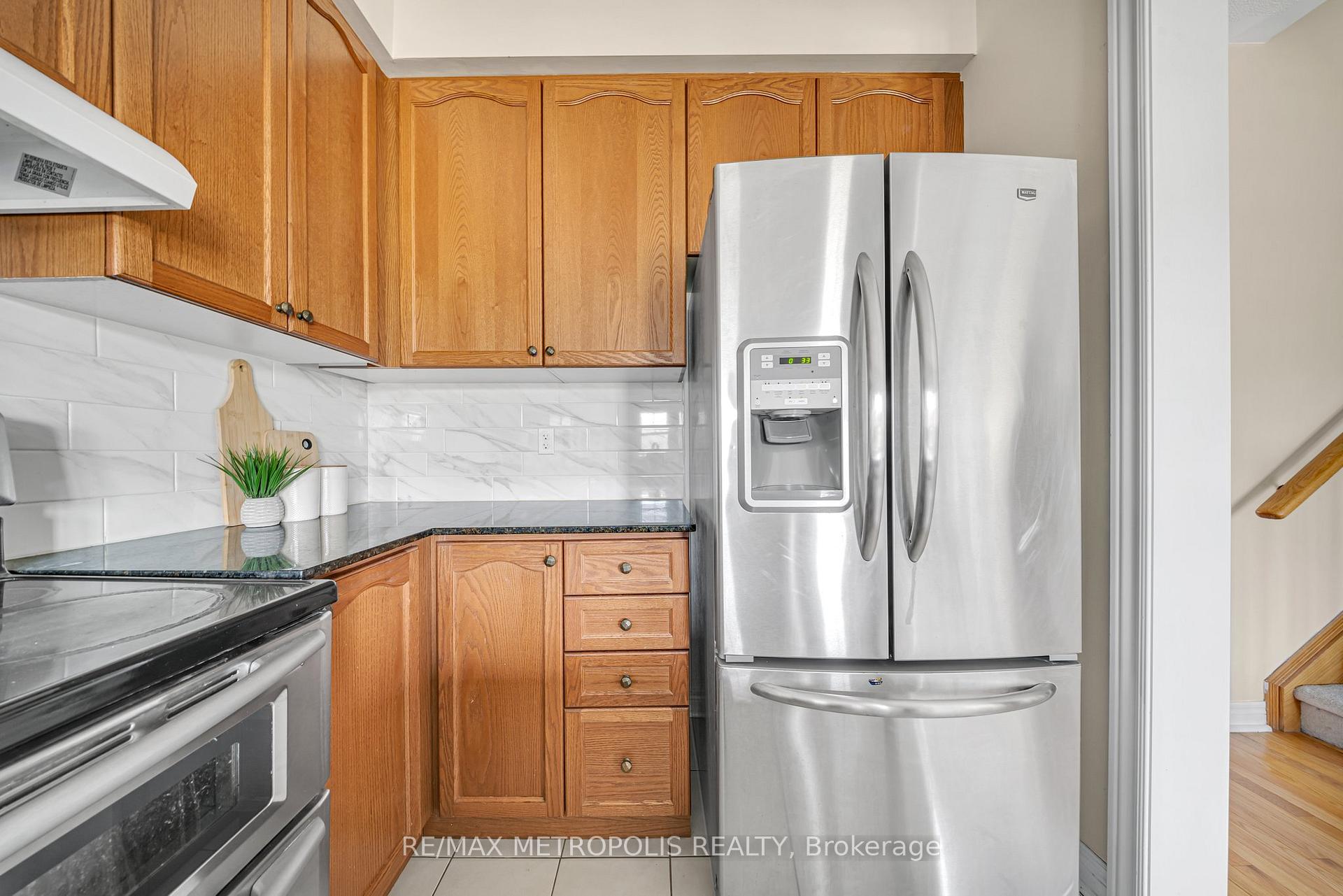Photo 20 of 1773 Carousel Drive, Pickering, Duffin Heights — HOMEH
