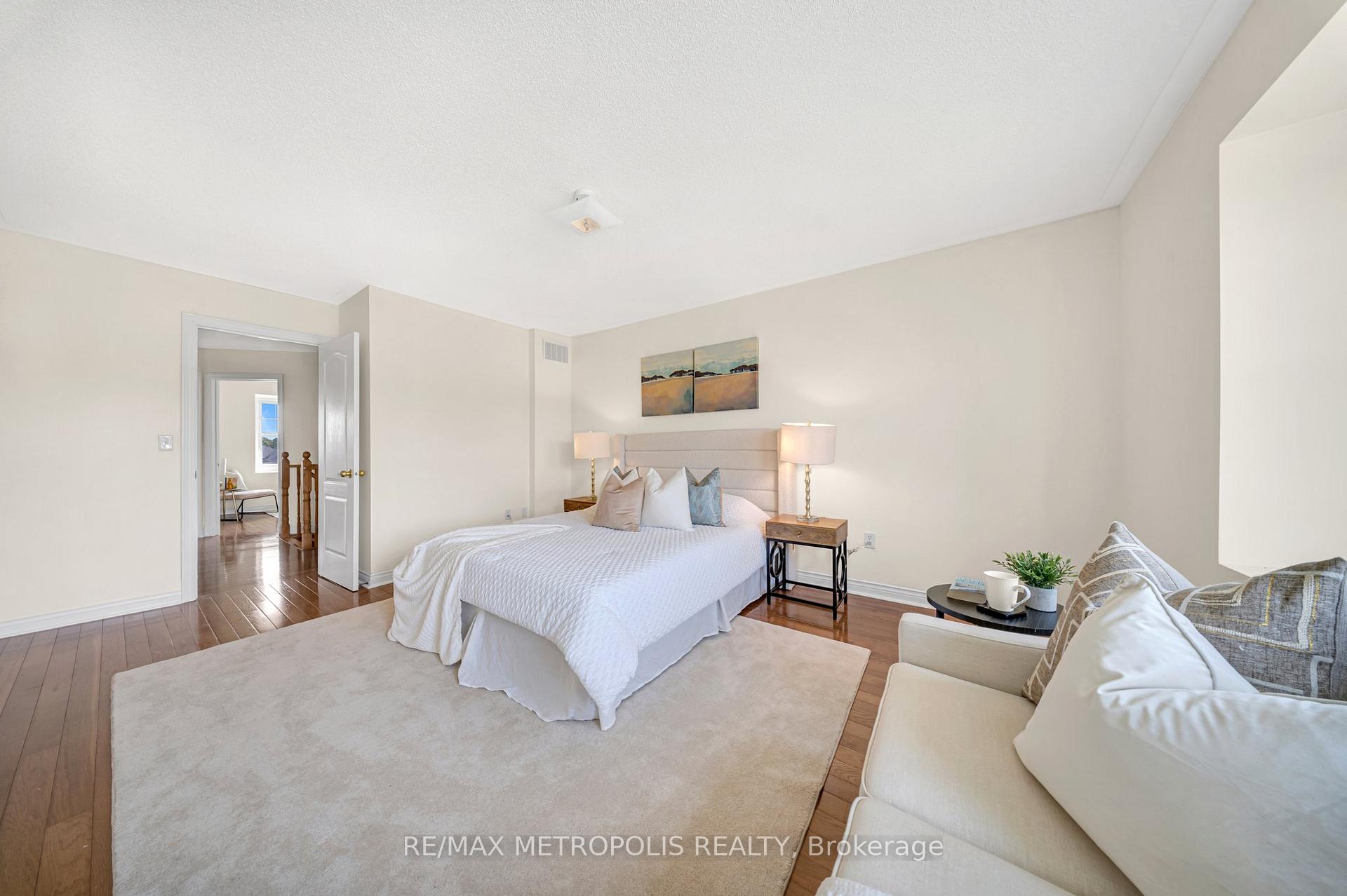 Photo 33 of 1773 Carousel Drive, Pickering, Duffin Heights — HOMEH
