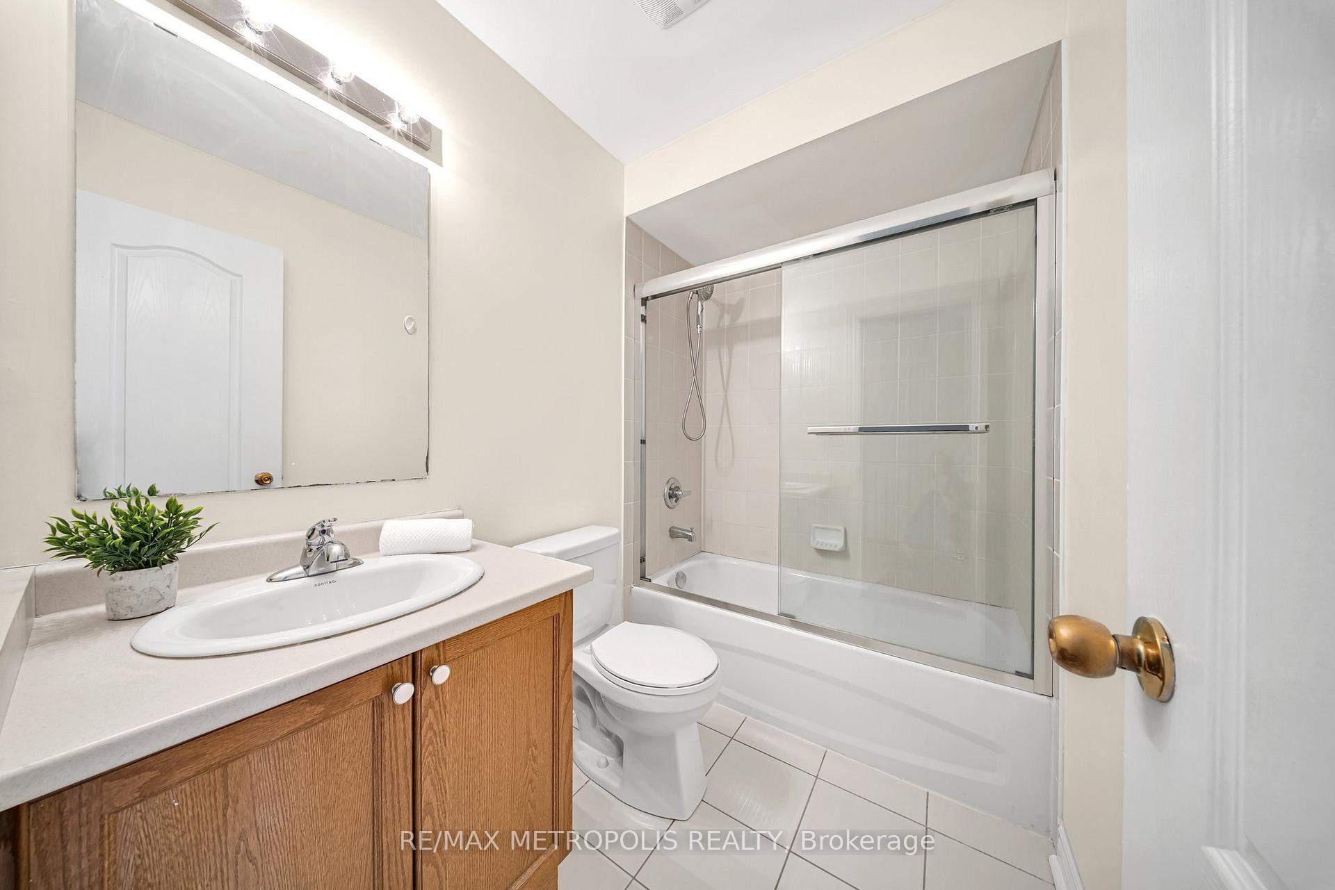 Photo 31 of 1773 Carousel Drive, Pickering, Duffin Heights — HOMEH
