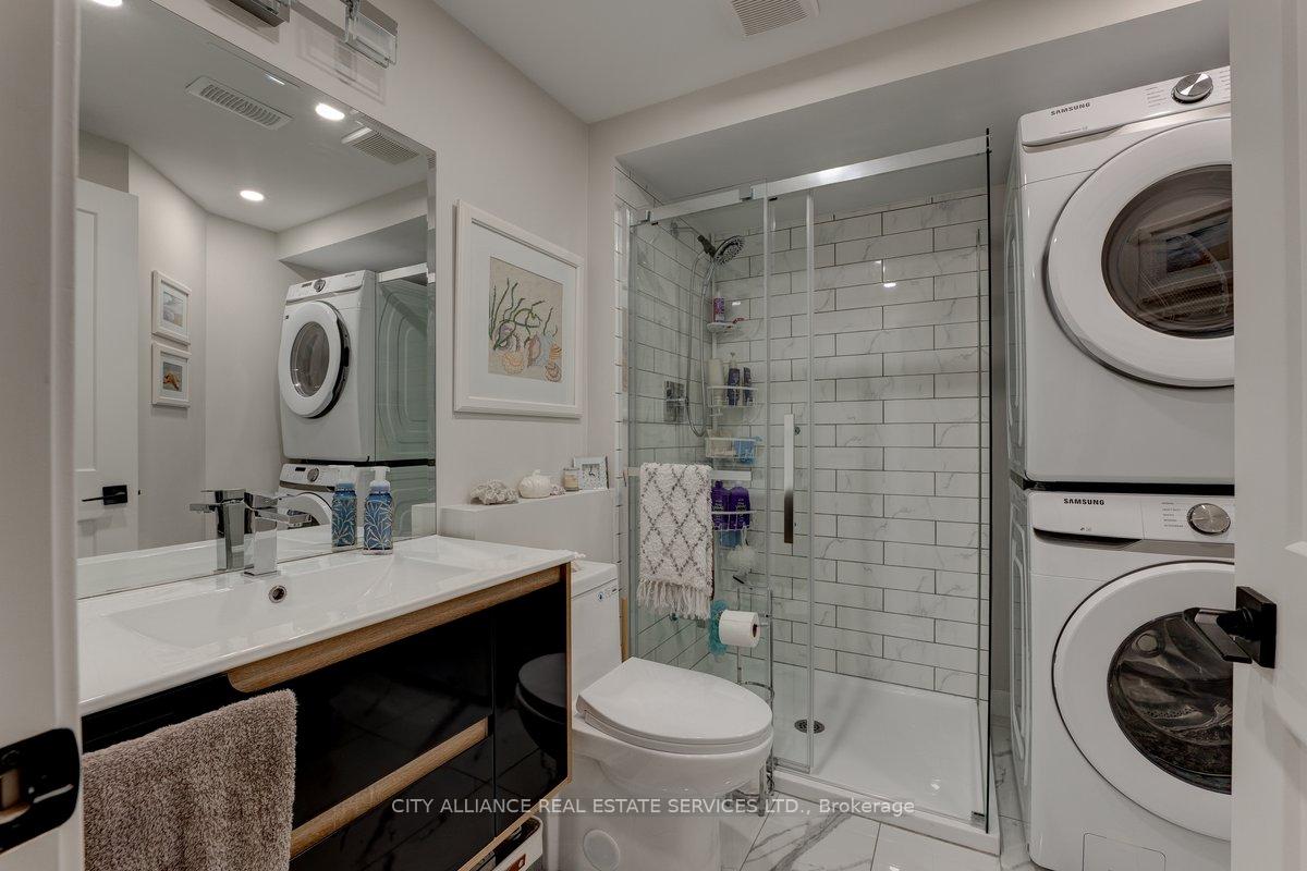 Photo 35 of 9 Boone Crescent, Vaughan, Kleinburg — HOMEH