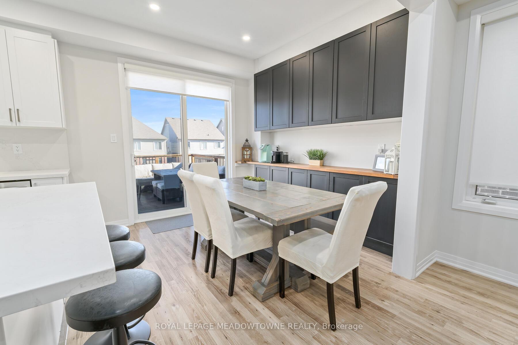 Photo 16 of 29 Donnan Drive, New Tecumseth, Tottenham — HOMEH