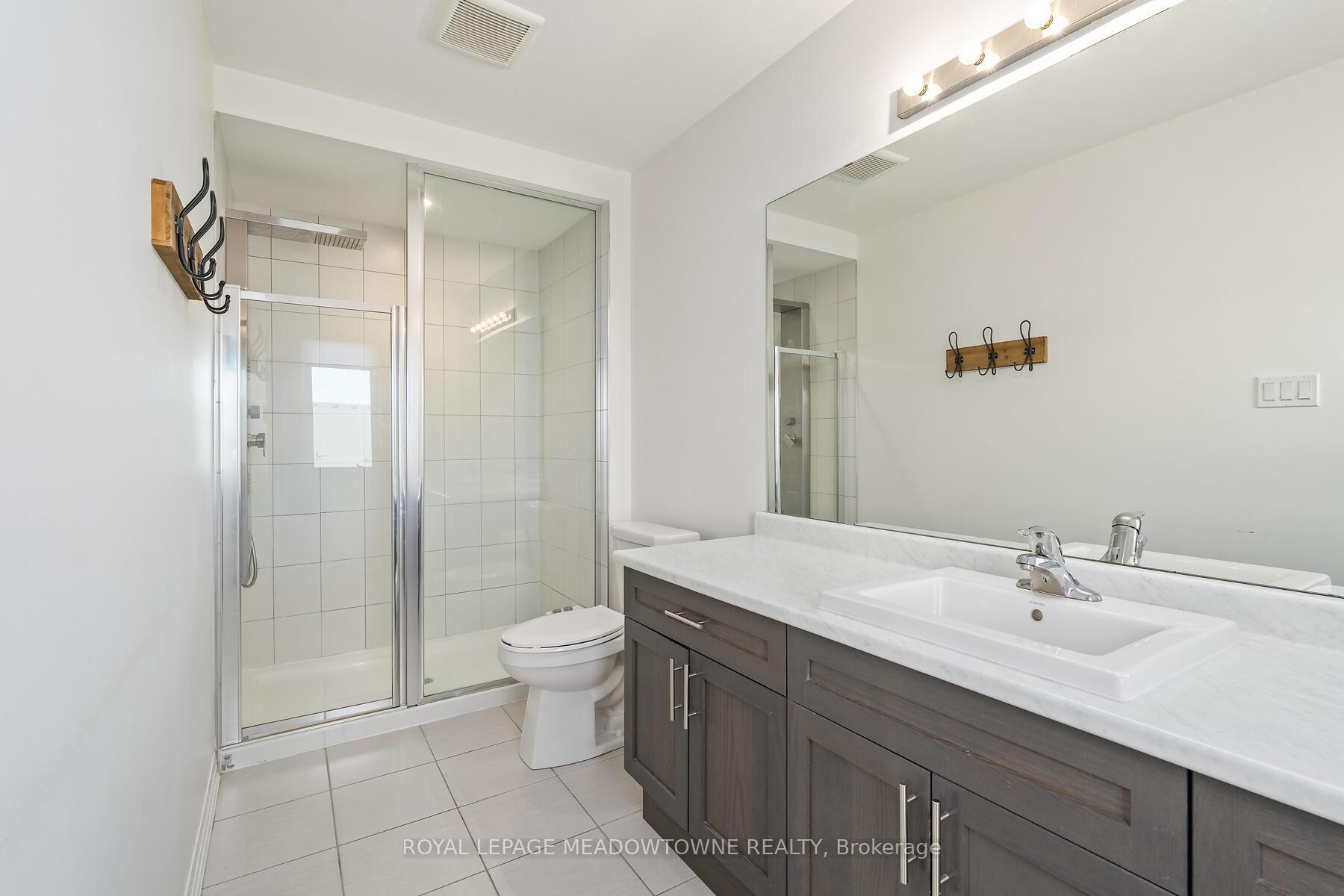 Photo 25 of 29 Donnan Drive, New Tecumseth, Tottenham — HOMEH