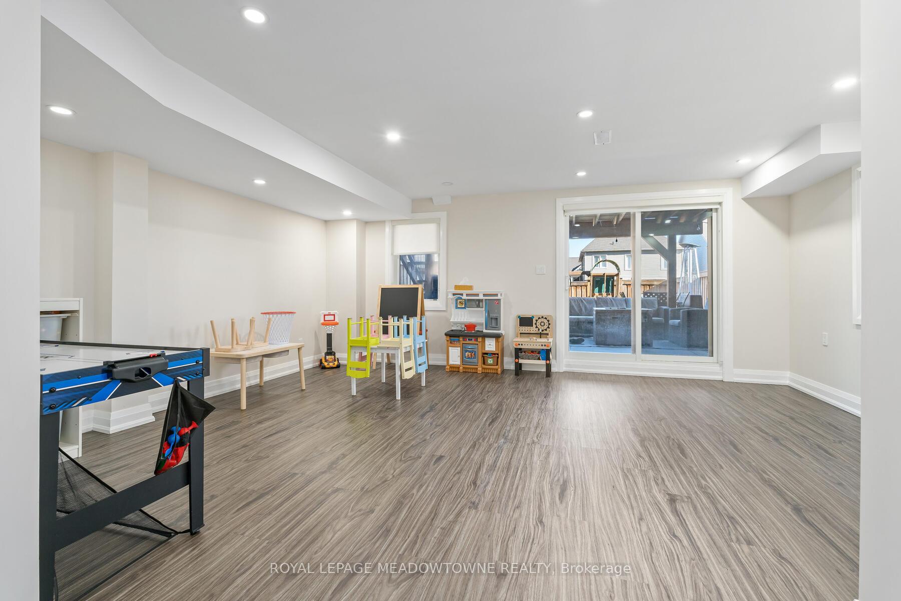 Photo 30 of 29 Donnan Drive, New Tecumseth, Tottenham — HOMEH