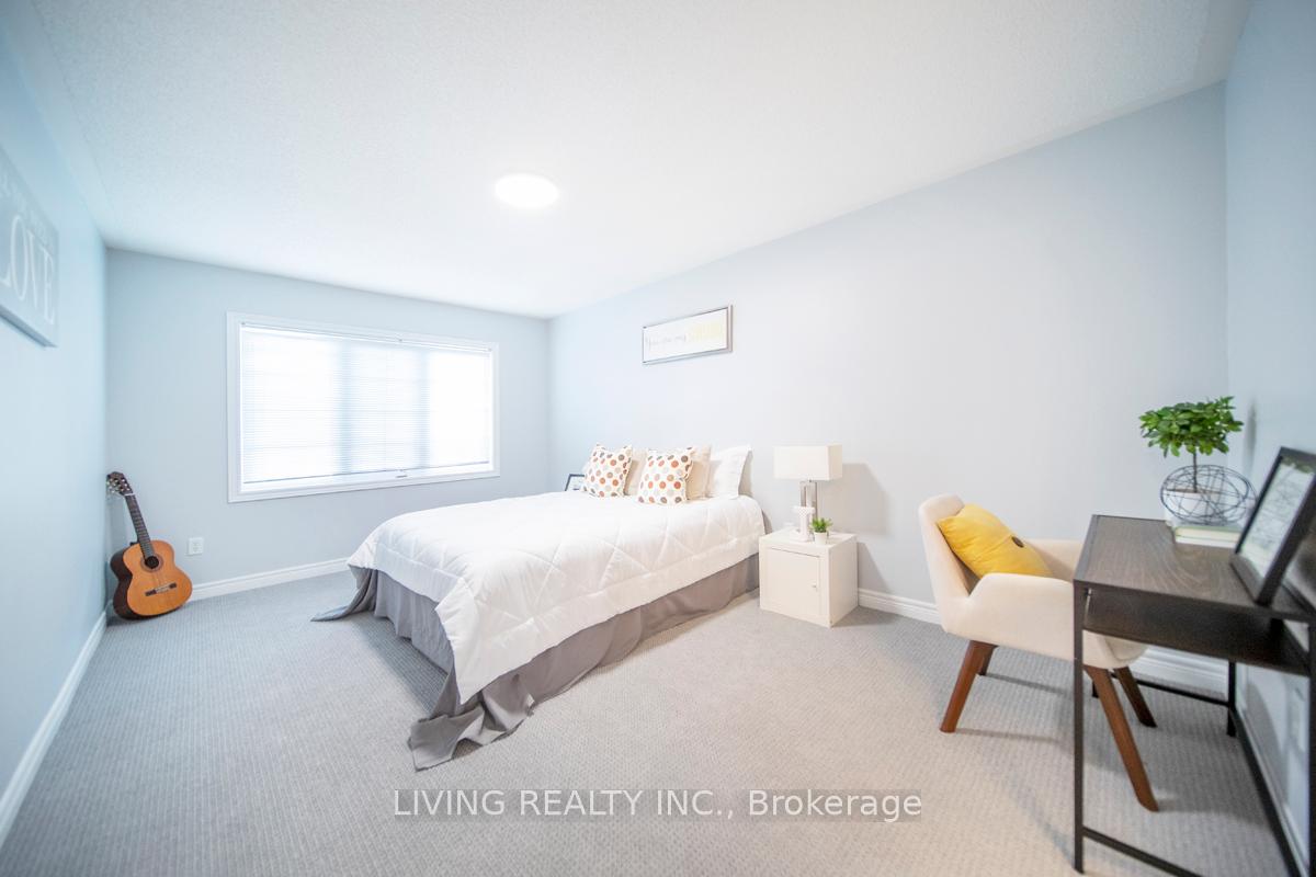 Photo 22 of 21 Haywood Drive, Markham, Victoria Manor-Jennings Gate — HOMEH