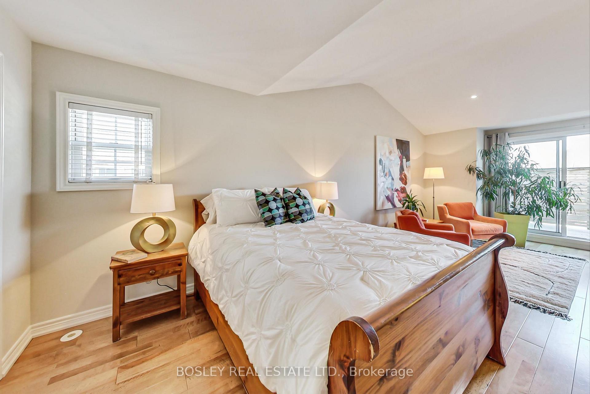 Photo 23 of 113 Winners Circle, Toronto, The Beaches — HOMEH