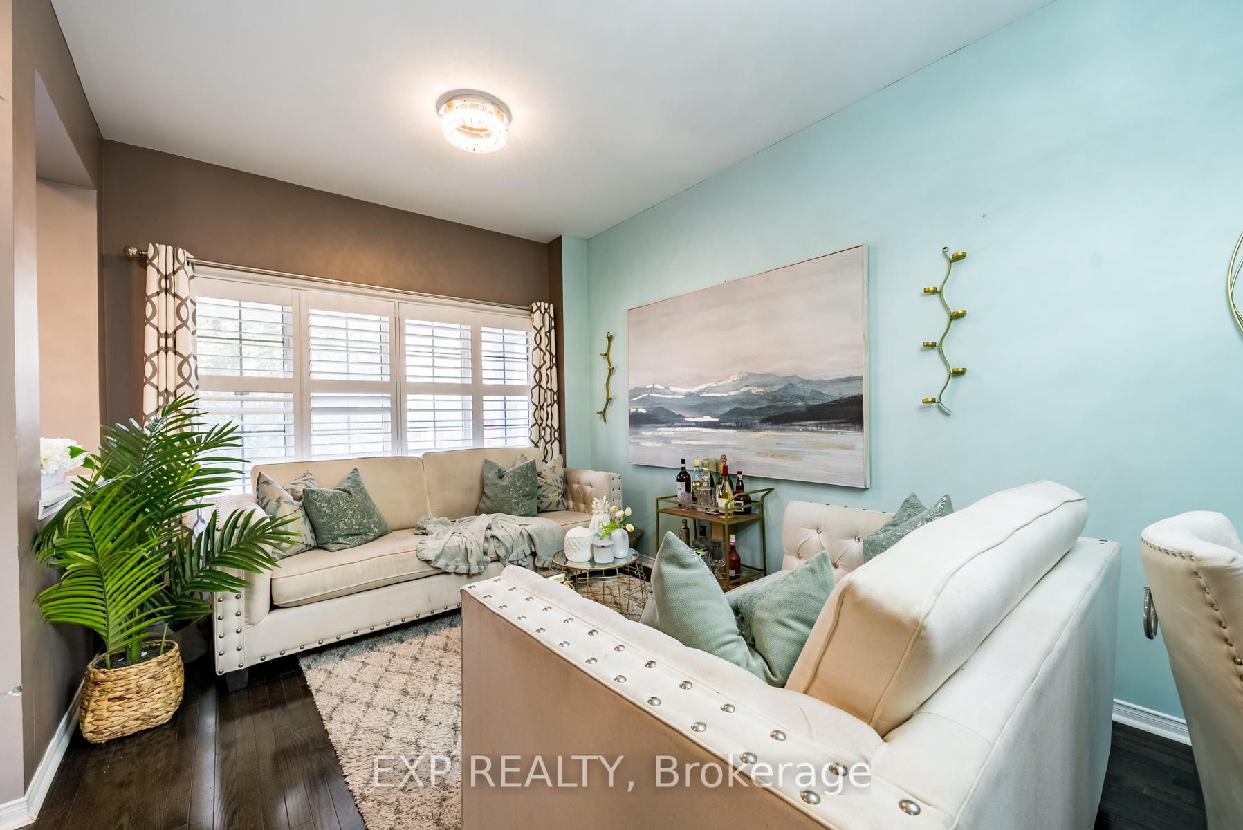 Photo 4 of 14 Decourcy-Ireland Circle, Ajax, Northeast Ajax — HOMEH