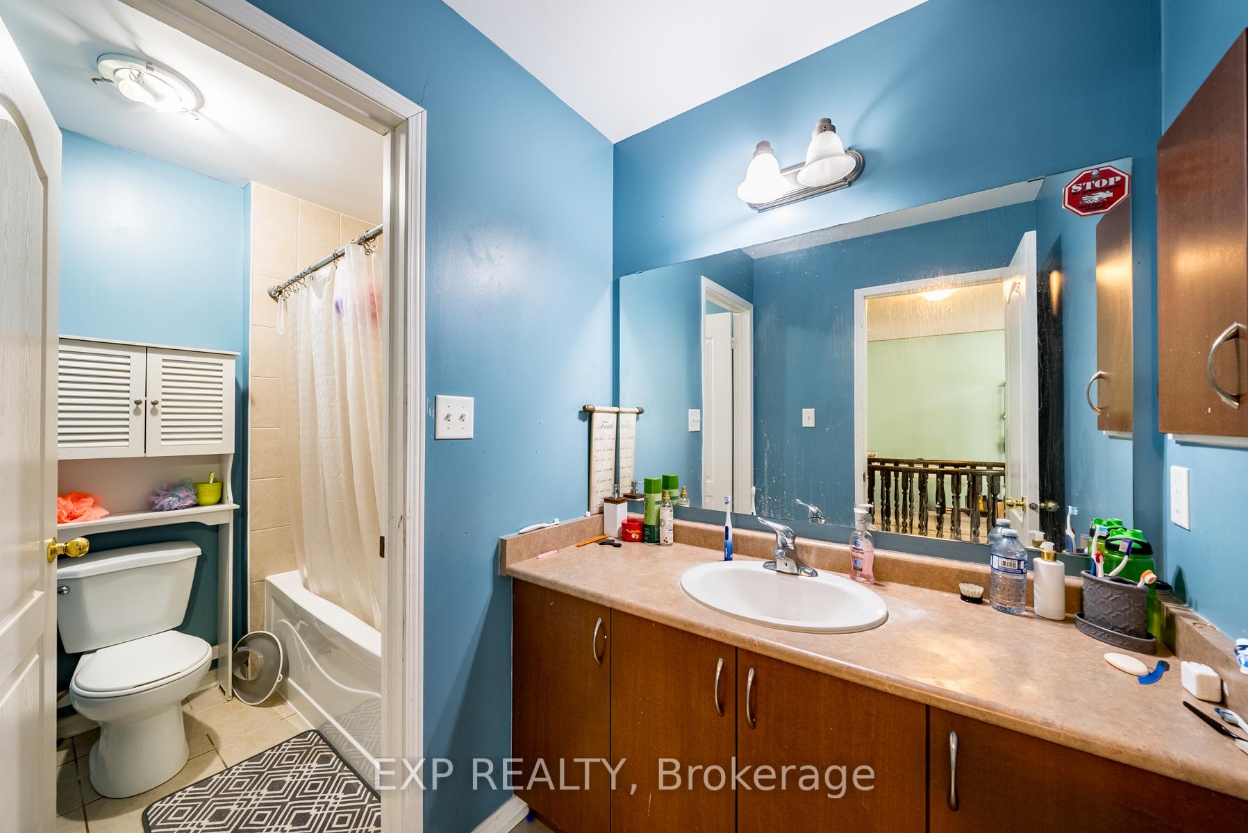 Photo 20 of 14 Decourcy-Ireland Circle, Ajax, Northeast Ajax — HOMEH
