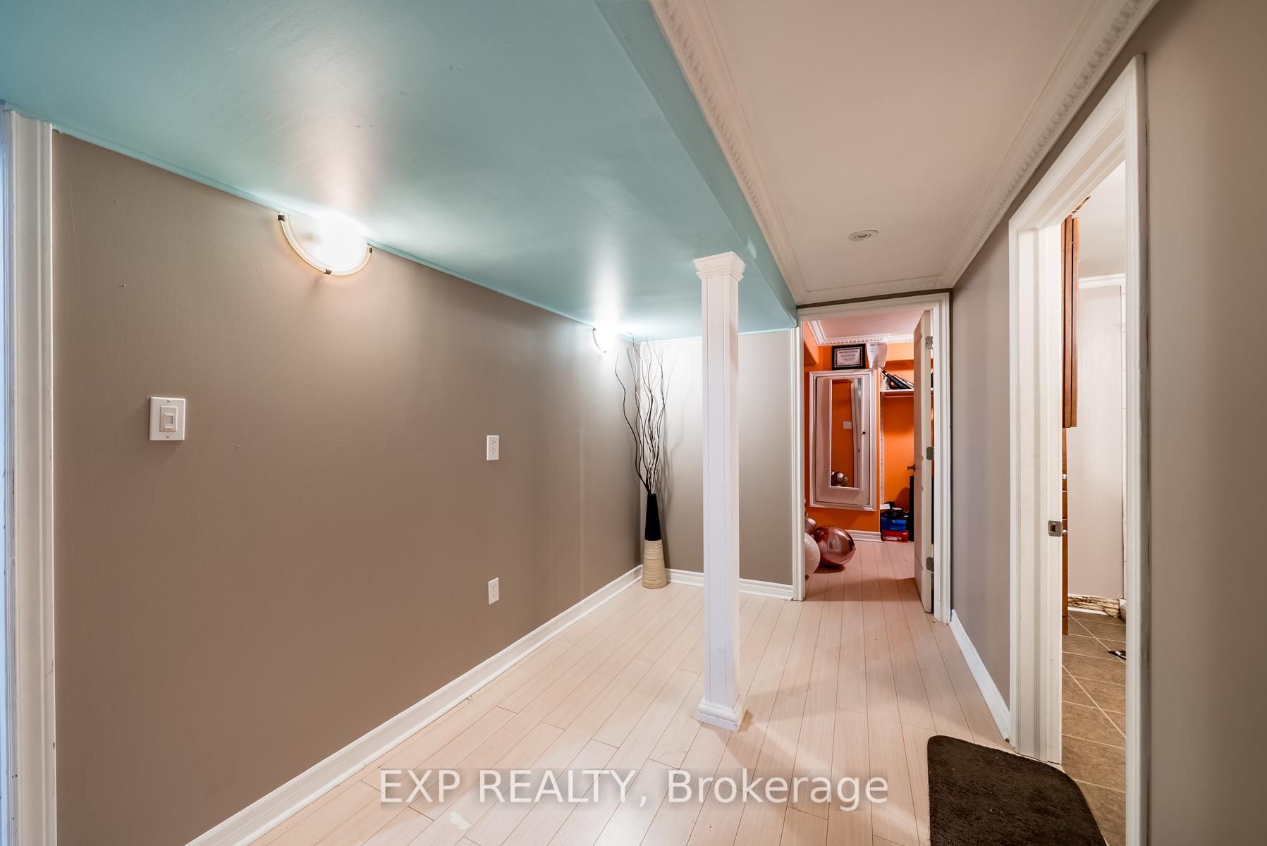 Photo 19 of 14 Decourcy-Ireland Circle, Ajax, Northeast Ajax — HOMEH