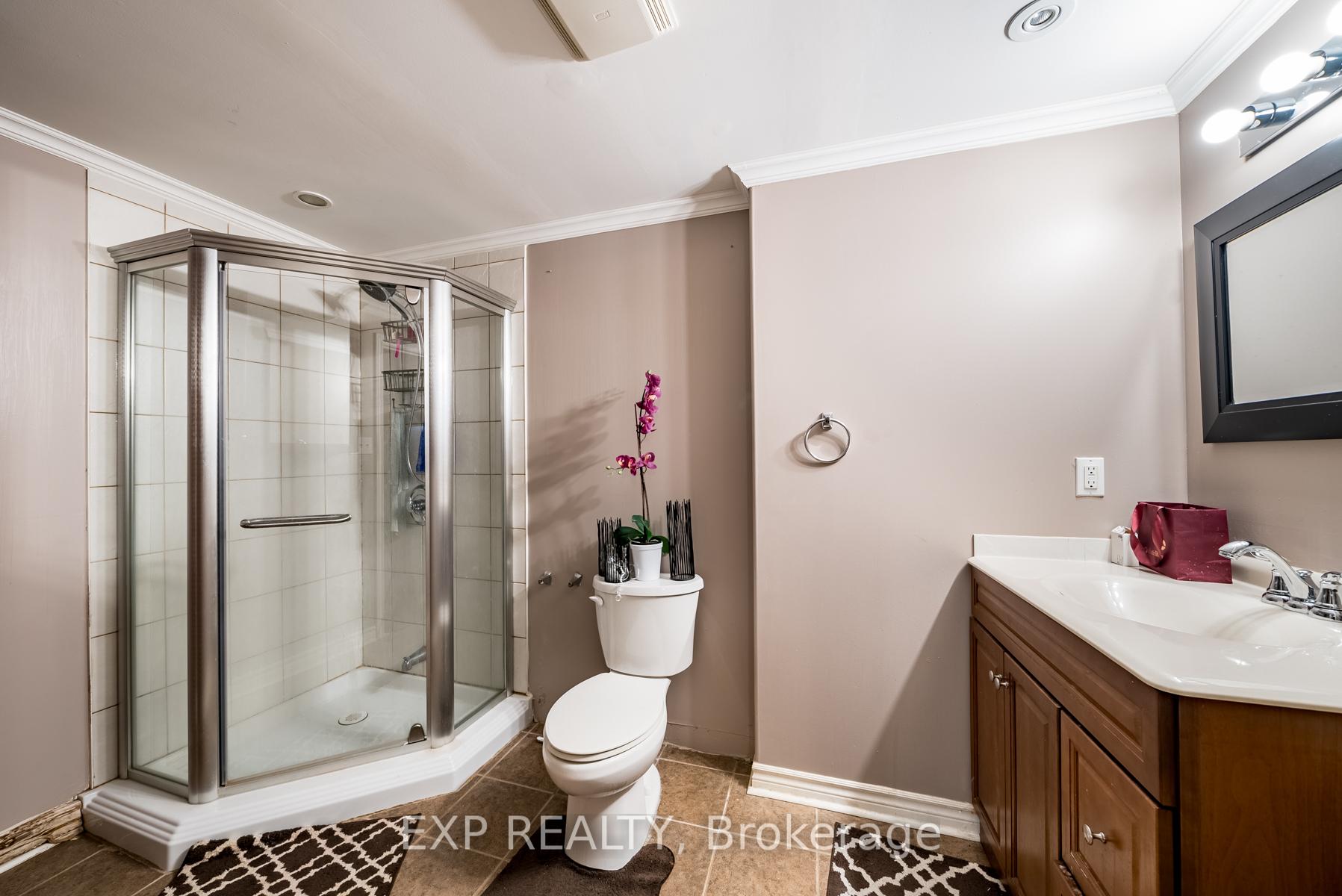 Photo 25 of 14 Decourcy-Ireland Circle, Ajax, Northeast Ajax — HOMEH
