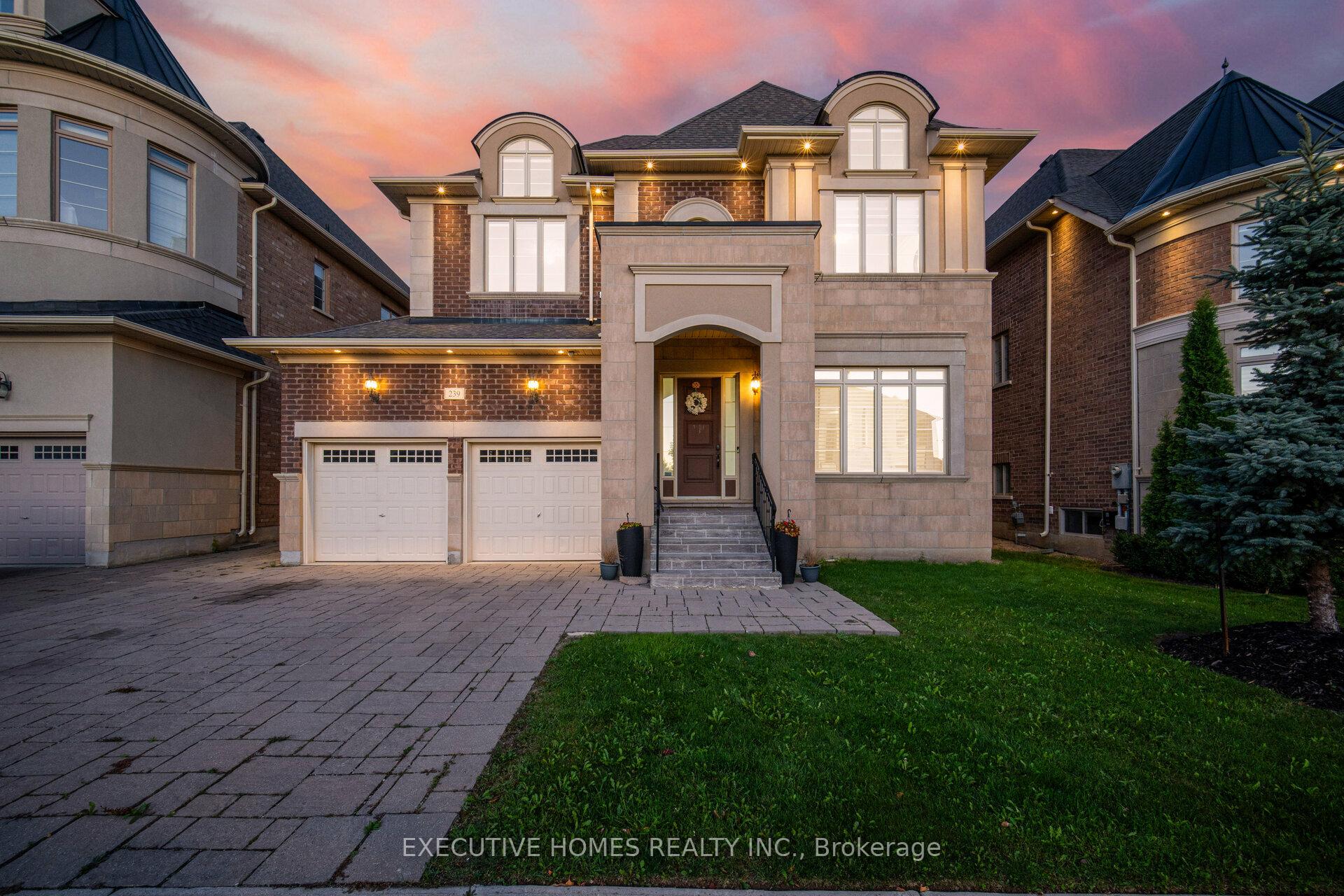 Photo 1 of 239 Timber Creek Boulevard, Vaughan, Kleinburg — HOMEH