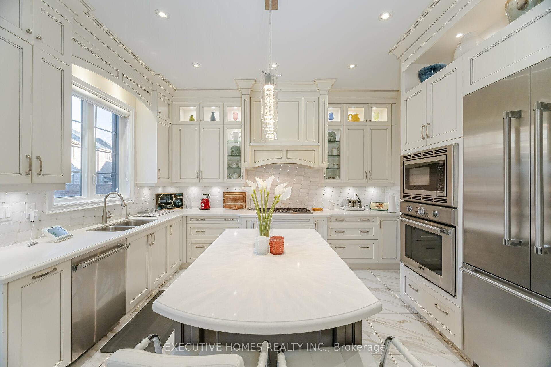 Photo 17 of 239 Timber Creek Boulevard, Vaughan, Kleinburg — HOMEH