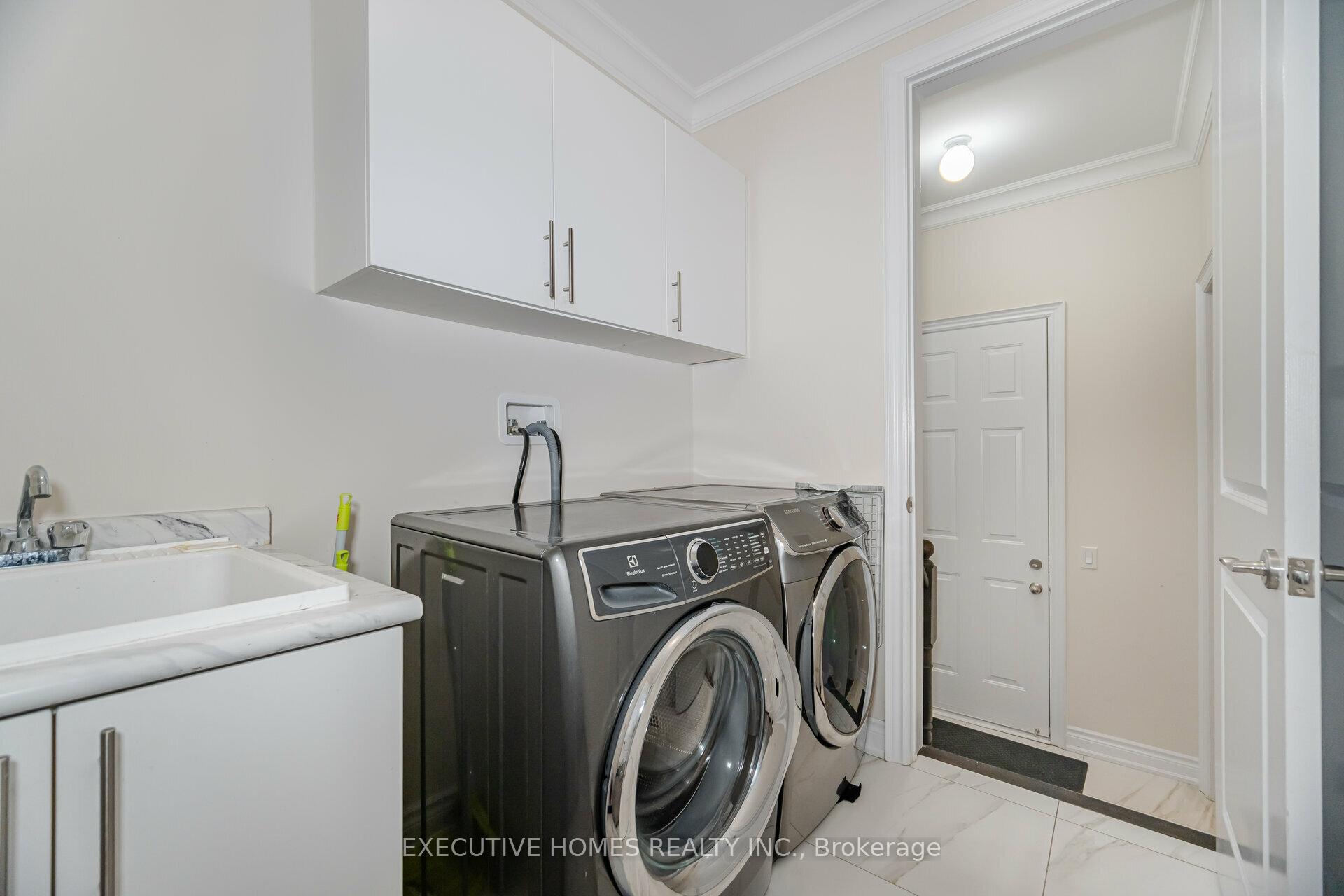 Photo 19 of 239 Timber Creek Boulevard, Vaughan, Kleinburg — HOMEH