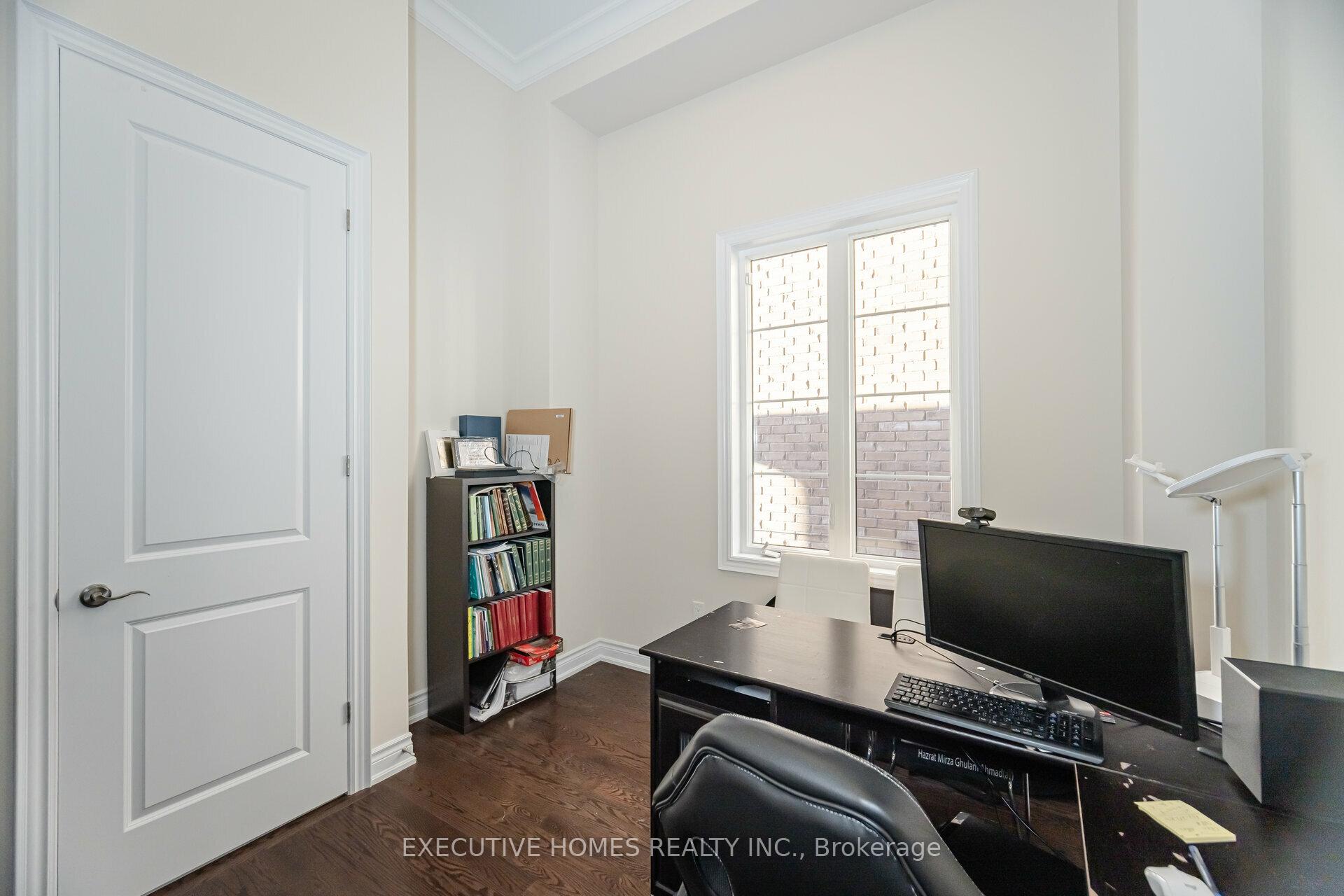 Photo 40 of 239 Timber Creek Boulevard, Vaughan, Kleinburg — HOMEH