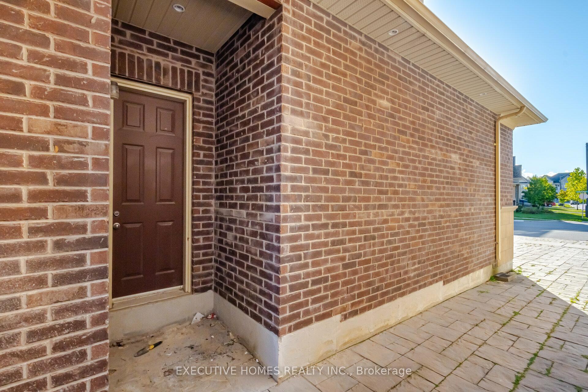 Photo 34 of 239 Timber Creek Boulevard, Vaughan, Kleinburg — HOMEH