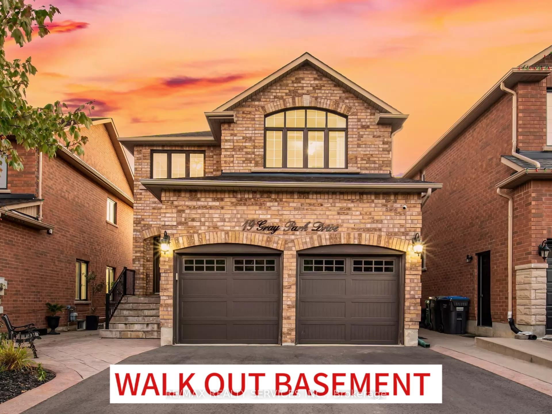Photo 1 of 19 Gray Park Drive, Caledon, Bolton West — HOMEH