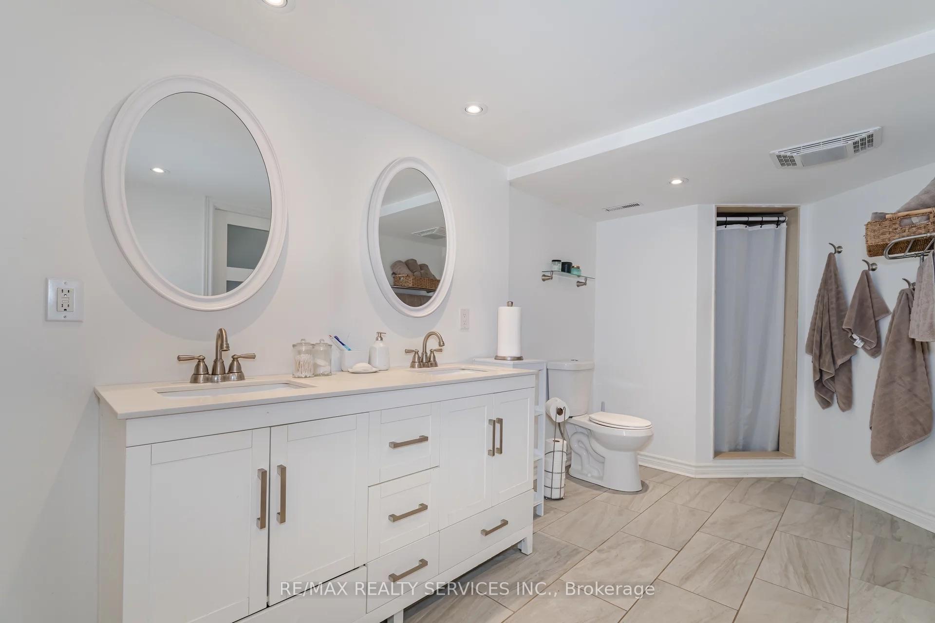 Photo 30 of 19 Gray Park Drive, Caledon, Bolton West — HOMEH