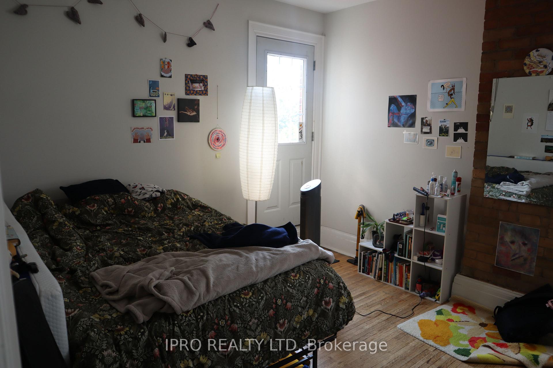 Photo 10 of 993 Dundas Street W, Toronto, Trinity-Bellwoods — HOMEH