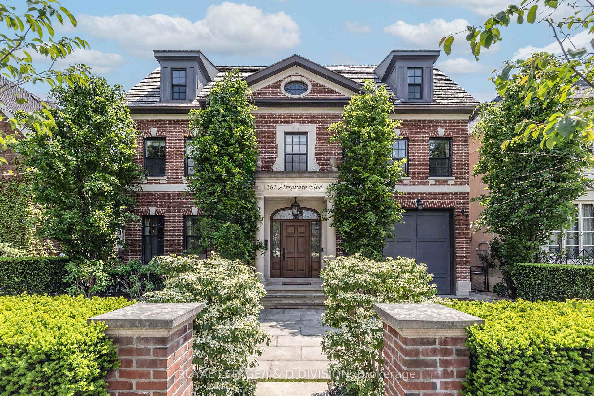 Photo 1 of 161 Alexandra Boulevard, Toronto, Lawrence Park South — HOMEH